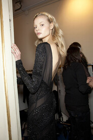 Emilio_Pucci_Fall_2012_Backstage_N5u33n_N6b_T5l.jpg