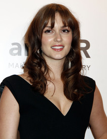 Leighton_Meester_amfAR_NY_Gala_02.jpg