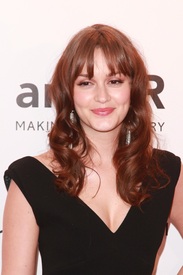 Leighton_Meester_amfAR_NY_Gala_04.jpg