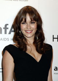 Leighton_Meester_amfAR_NY_Gala_05.jpg