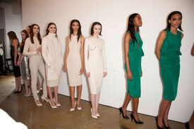 Cushnie_et_Ochs_Fall_2012_Backstage_W-c_IBvd_D4ipx.jpg