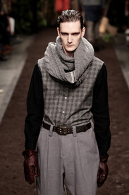 Robert_Geller_Runway_Fall_2012_Mercedes_Benz_9_NK.jpg