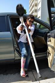 Halle Berry at Doheny School in West Hollywood 2.2.2012_07.jpg