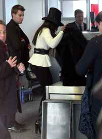 Naomi Campbell arrives at Berlin Tegel Airport 9.02.2012_04.jpg