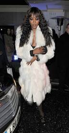 Naomi Campbell at the Elle Style Awards at the Savoy London 13.2.2012_15.jpg