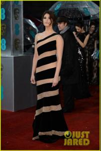 gemma-arterton-olga-kurylenko-baftas-2013-red-carpet-05.jpg