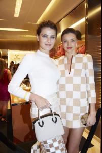 la_inauguraciion_de_la_nueva_boutique_de_louis_vuitton_en_cancun_576545484_667x1000.jpg