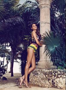 Vogue Mexico March 2013_07.jpg