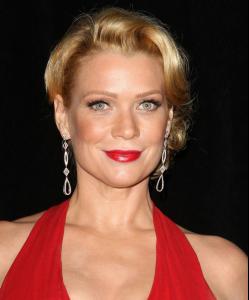 _laurie-holden-62nd-annual-ace-eddie-awards-01.jpg
