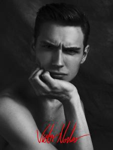 male-beauty-matthew-lyn-03.jpg