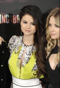 SelenaGomez (3).jpg