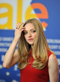 Amanda Seyfried Lovelace Press Conference at 63rd Berlinale Int. Film Fest in Berlin_020913_02.jpg