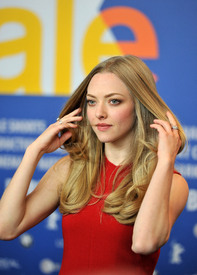 Amanda Seyfried Lovelace Press Conference at 63rd Berlinale Int. Film Fest in Berlin_020913_06.jpg