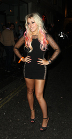 AmeliaLily_18thBirthdayParty17thoct201238.jpg