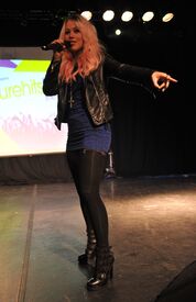 AmeliaLily_FutureHitsPreston27thOct201213.jpg