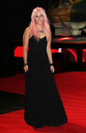 Amelia_Lily_Good_Day_Die_Hard_Premieres_London_D.jpg