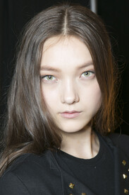 th_Jill_Stuart_Fall_2013_Backstage_A1vg2_MIHp5x.jpg