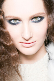 Just_Cavalli_Fall_2013_Backstage_PBbb0f_JN7_Vhx.jpg