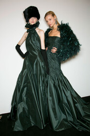Ralph_Lauren_Fall_2013_Backstage_77g_Cmn_Cvm_YHx.jpg