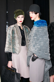 Emporio Armani Fall 2013 Backstage baahuDK4DSMx.jpg