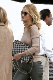 rosiehuntingtonwhiteley_022113_09.jpg