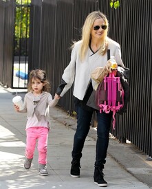 sarahmichellegellar_022113_11.jpg