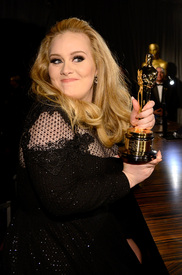 Adele02242013_85thAnnualAcademyAwardsGovernorsBall3.jpg