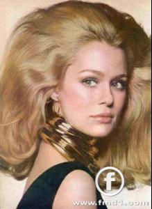 000000244080-lauren_hutton-fullsize.jpg