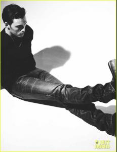 sam-claflin-flaunt-feature-05.jpg