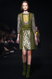 Alberta-Ferretti-RTW-FW14-Milan-4415-1392827040-bigthumb.jpg