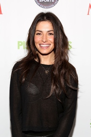 Sarah.Shahi.2-1-2014.1.jpg