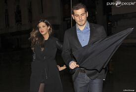 1390636-iker-casillas-et-sa-compagne-sara-950x0-2.jpg