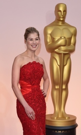 Rosamund Pike 06.jpg