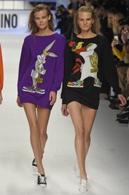 moschino-015.jpg