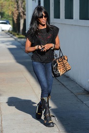 Naomi Campbell Street Style out in Beverly Hills 6.2.2015_02.jpg