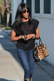 Naomi Campbell Street Style out in Beverly Hills 6.2.2015_10.jpg