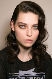 Zuhair_Murad_Spring_2015_Backstage_r_Hv_Xr_Dqoiz_Wx.jpg