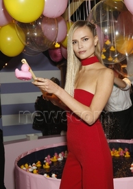 Newscom-rexphotosthree898637.jpg