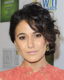 tduid300011_EmmanuelleChriqui.jpg