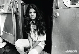 Selena Gomez Love Magazine 21.jpg