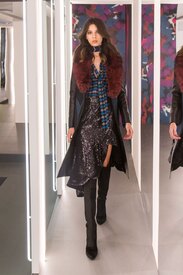 diane-von-fall-winter-2016-nyfw3_metza.jpg