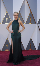 Rachel McAdams - Oscars 2016-2.jpg