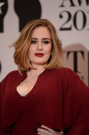 adele240216BZNimage5.jpg