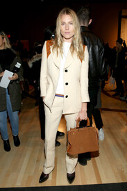 Dree_Hemingway_Coach_Fall_2016_Runway_Sh.jpg