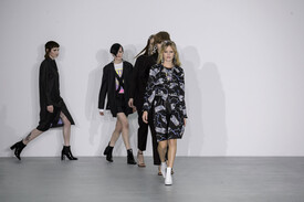 Ashley Williams Fall 2016 bekfl3O6pFzx.jpg