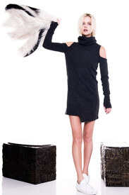 21-pam-and-gela-fall-2016-ready-to-wear.jpg