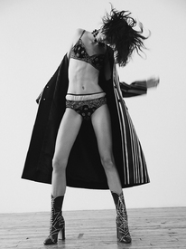 nylon mag 010.jpg