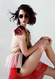 nylon mag 011.jpg