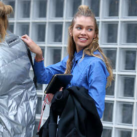 Stella-Maxwell-out-in-NYC--05.jpg