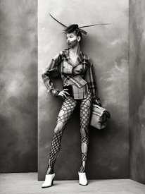 alice-metza-by-bjorn-iooss-for-cr-fashion-book-springsummer-2016-1.jpg